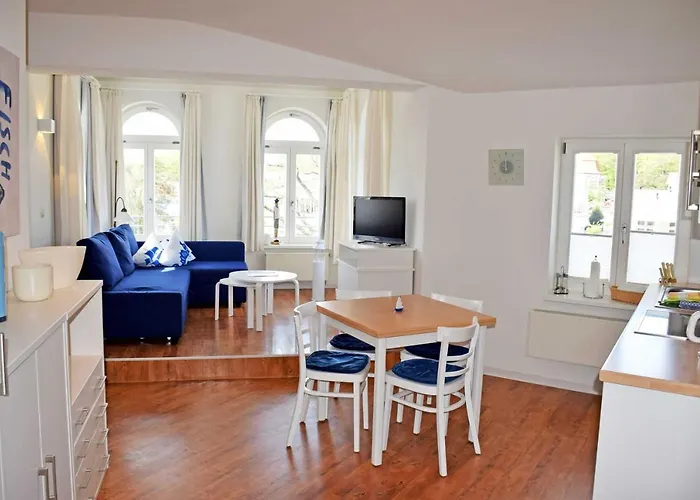 20 Mit Strandkorb Und Balkon Apartment